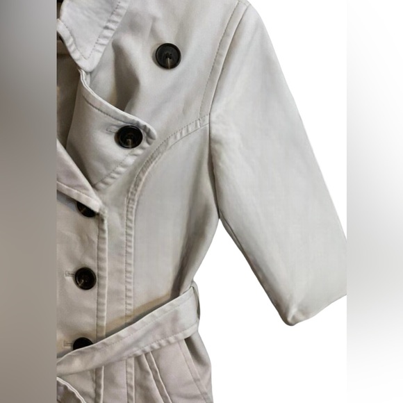 MEXX Stylish Light Khaki Short Pleated Trench Coat Belt Pockets 3/4 Slee… - Picture 4 of 13